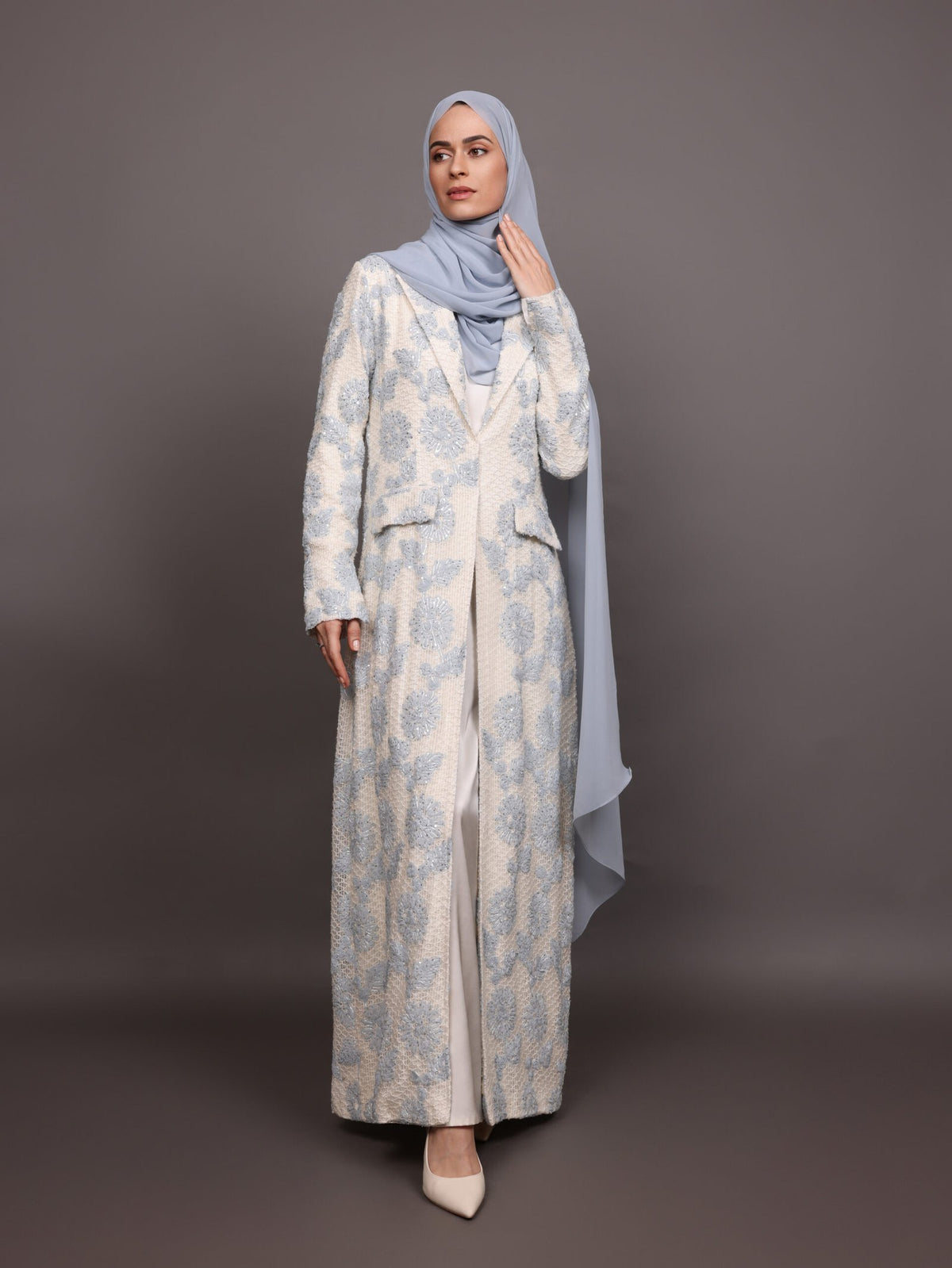 Sultana 323 A Royal Presence, Draped in Elegance image 3
