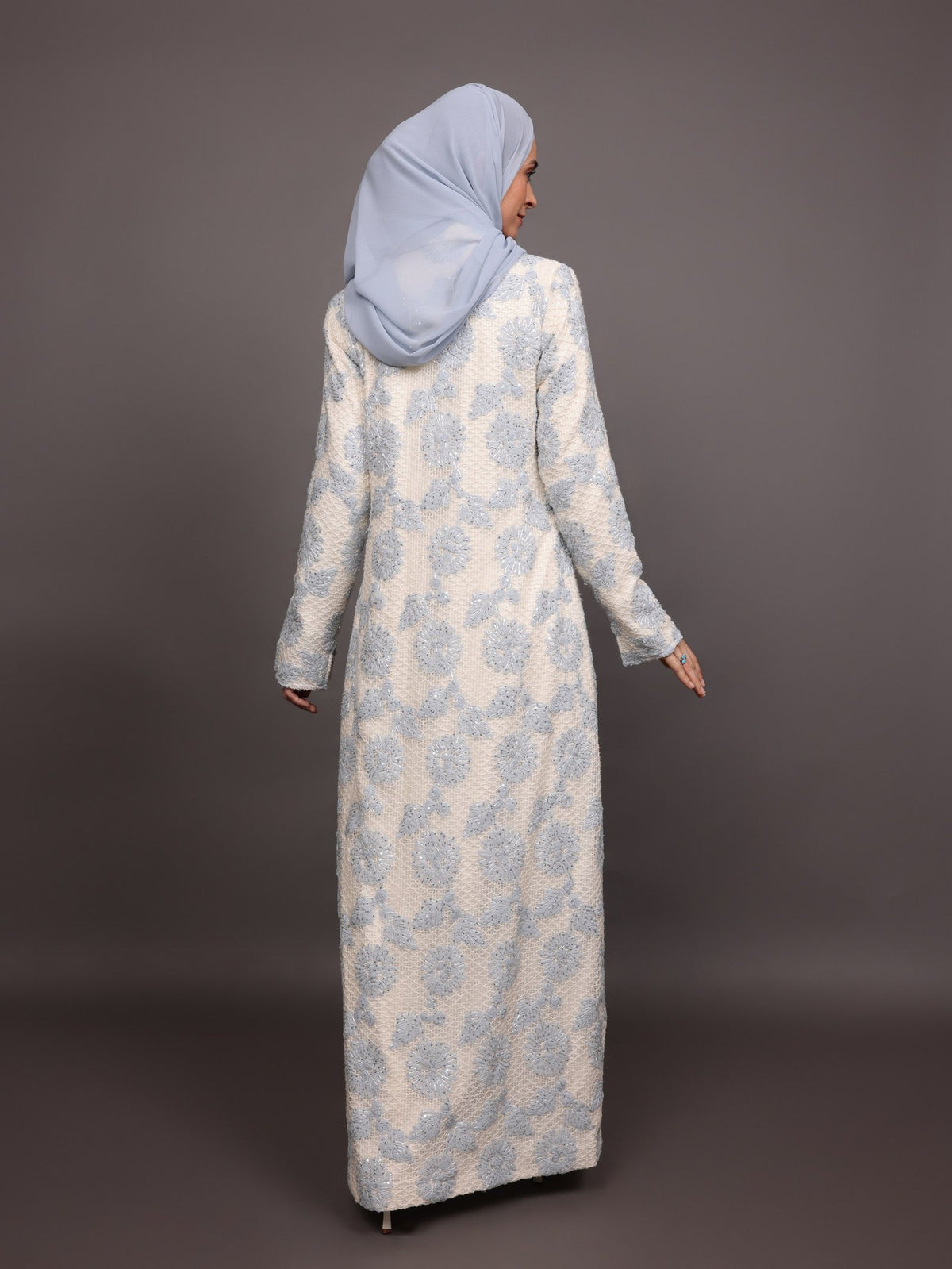 Sultana 323 A Royal Presence, Draped in Elegance image 1